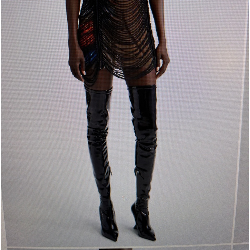 THE ATTICO US 7
Cheope leather over-the-knee boots
